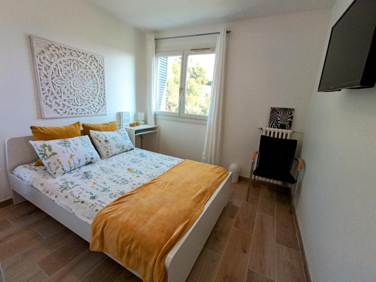 Private Room In Renovated Apartment - Tram 1 Min Walk Nice Dış mekan fotoğraf