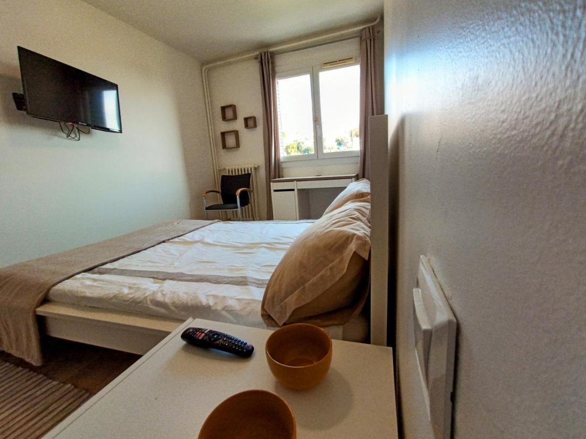 Private Room In Renovated Apartment - Tram 1 Min Walk Nice Dış mekan fotoğraf