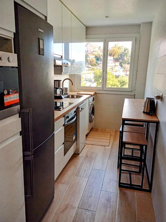 Private Room In Renovated Apartment - Tram 1 Min Walk Nice Dış mekan fotoğraf