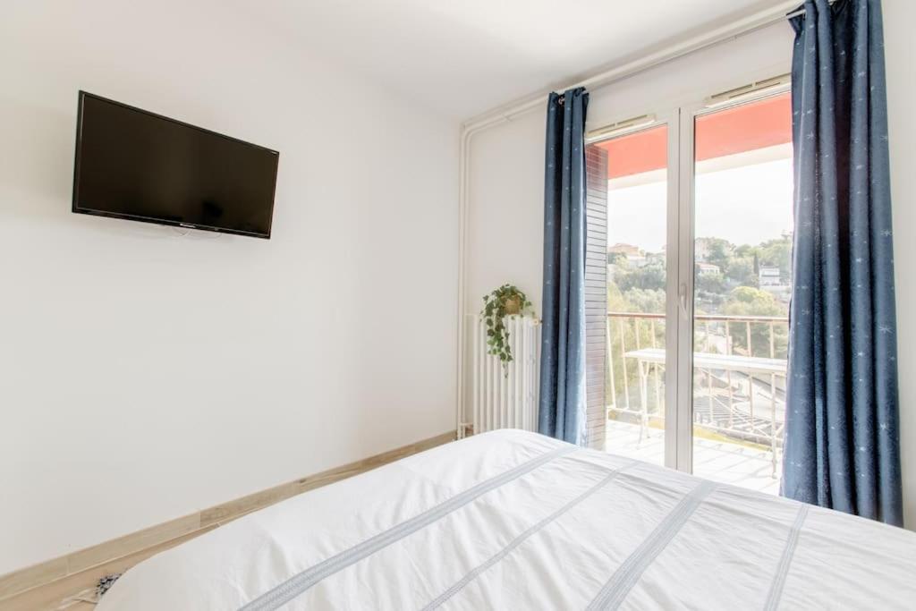 Private Room In Renovated Apartment - Tram 1 Min Walk Nice Dış mekan fotoğraf