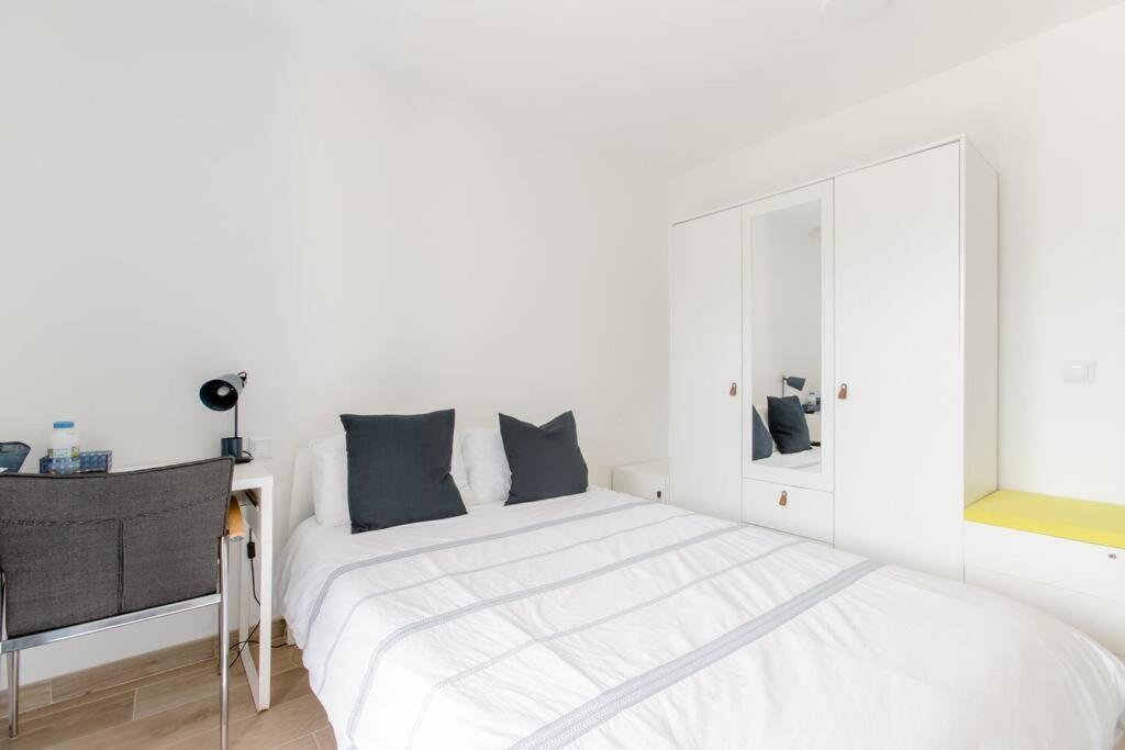 Private Room In Renovated Apartment - Tram 1 Min Walk Nice Dış mekan fotoğraf