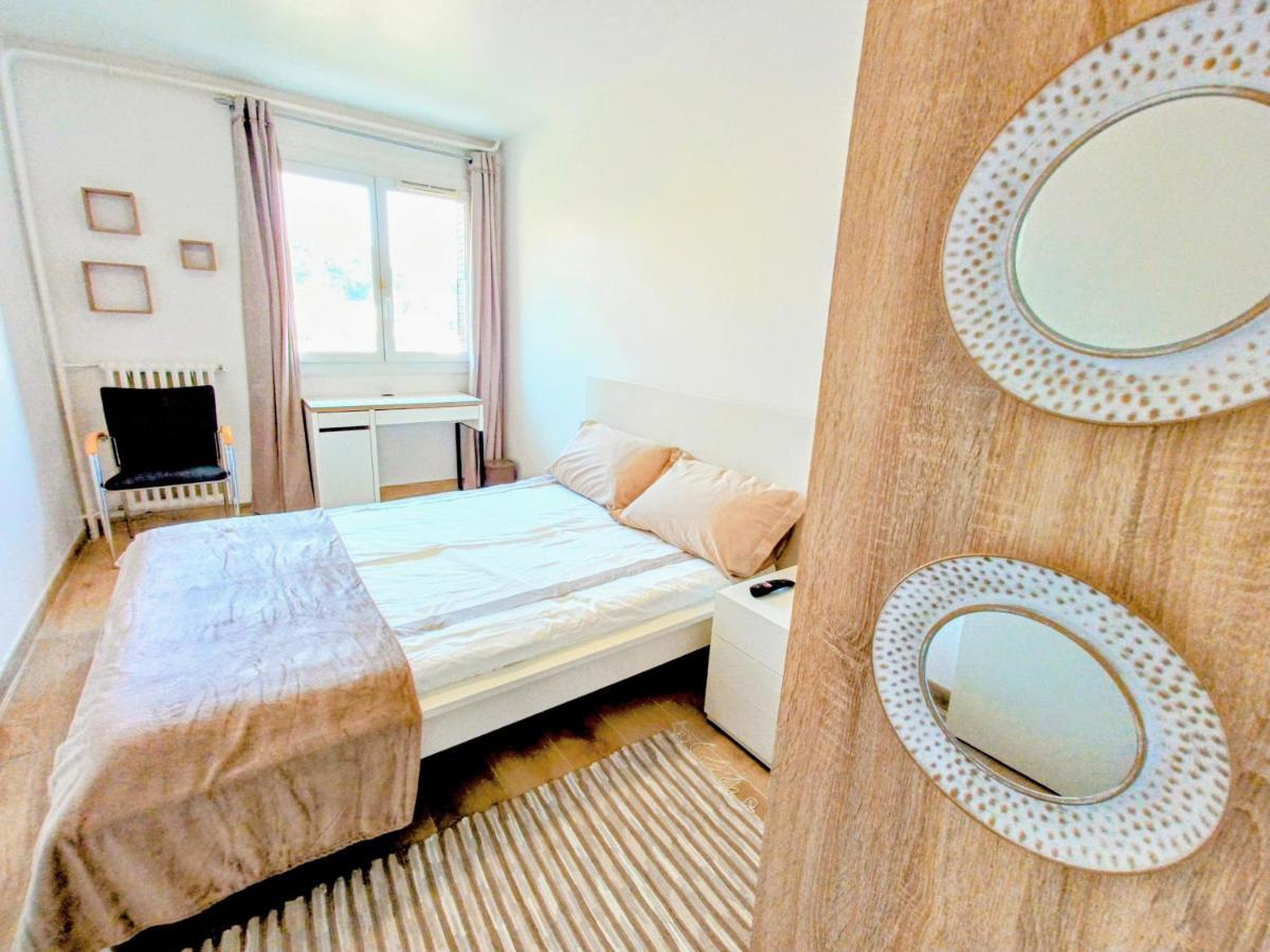 Private Room In Renovated Apartment - Tram 1 Min Walk Nice Dış mekan fotoğraf